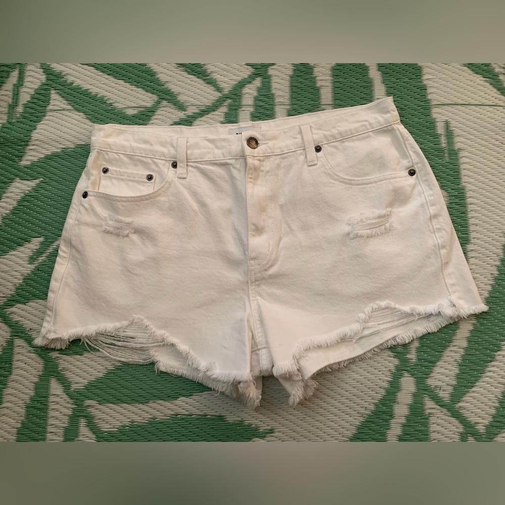 Pistola white distressed denim shorts sz 29